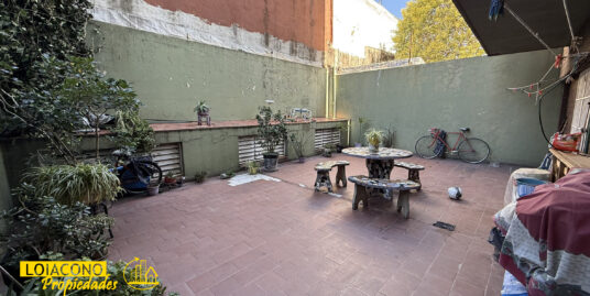 Av. Riestra 5400, Villa Lugano