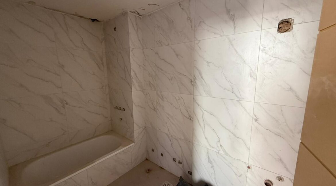 WhatsApp Image 2025-10-27 at 14.52.17 (1)