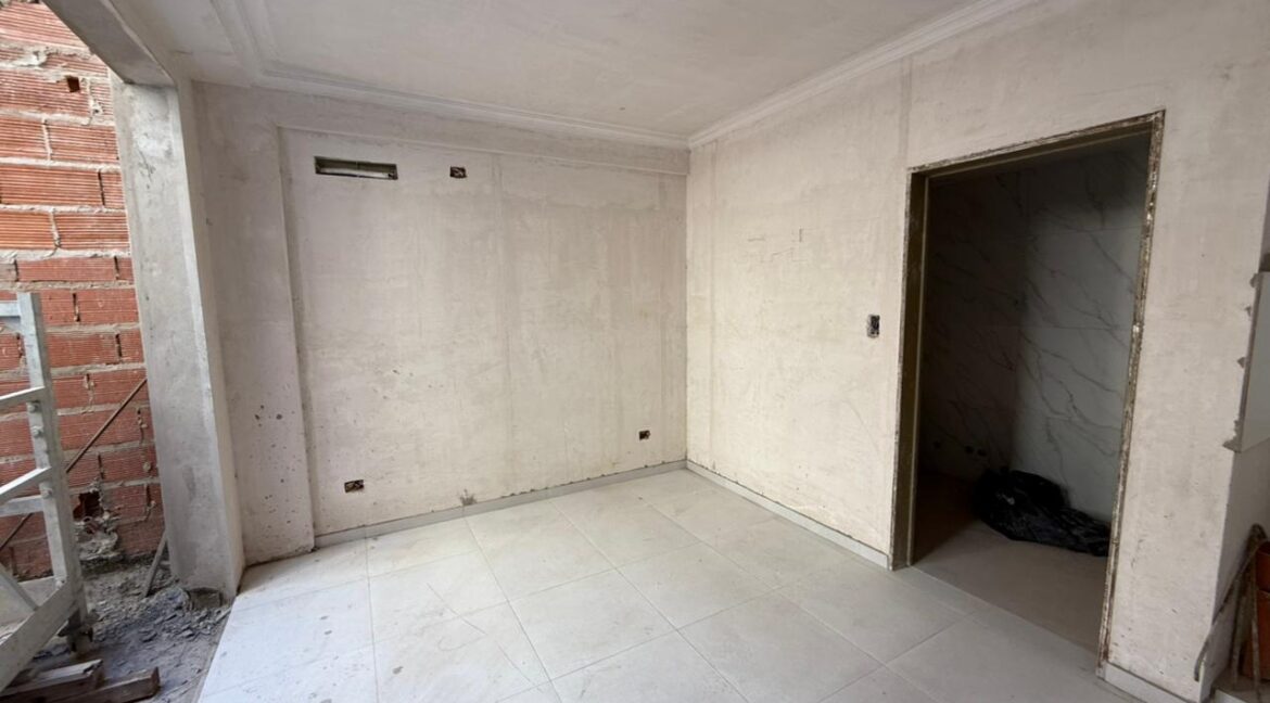 WhatsApp Image 2025-10-27 at 14.52.17