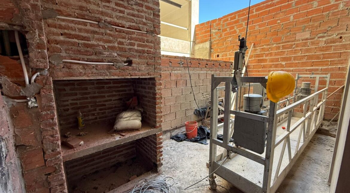 WhatsApp Image 2025-10-27 at 14.52.18