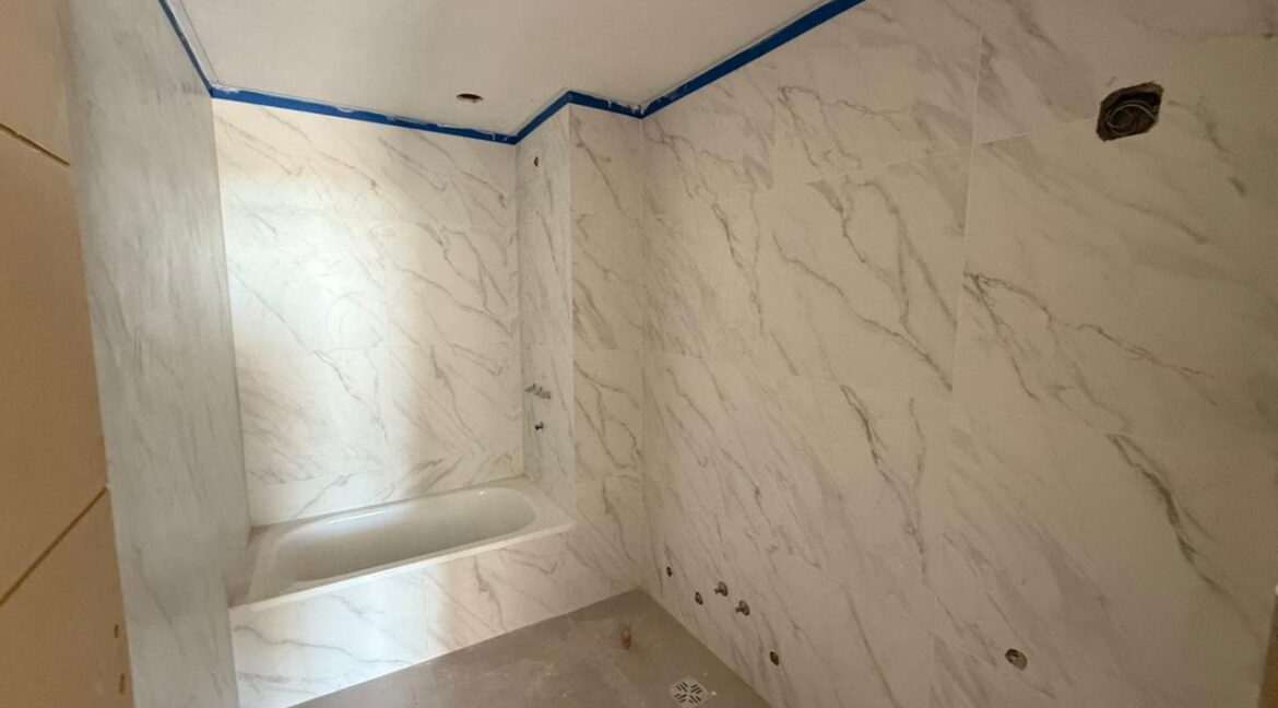 WhatsApp Image 2025-10-27 at 15.16.01