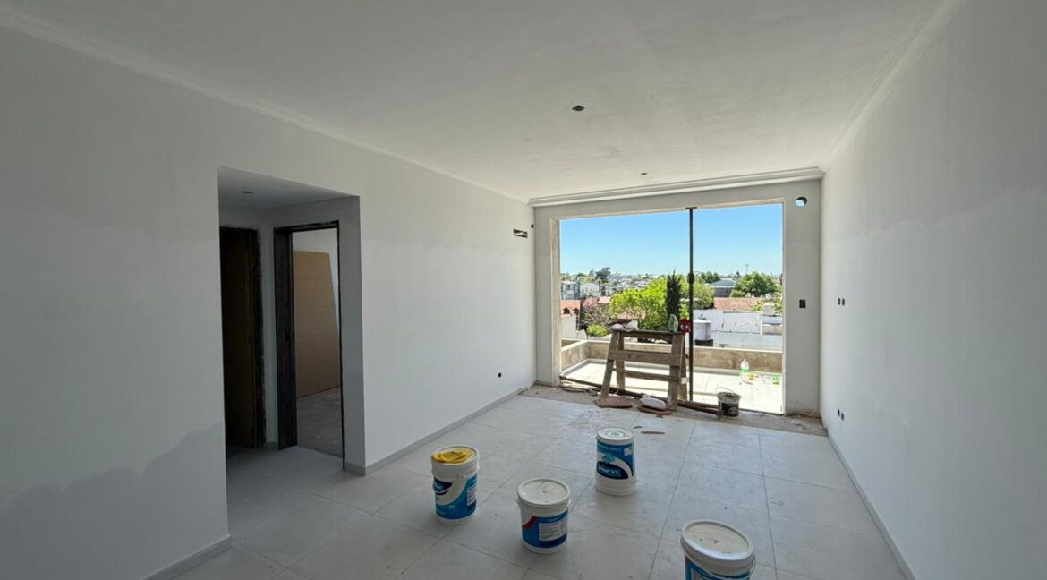 WhatsApp Image 2025-10-27 at 15.22.01