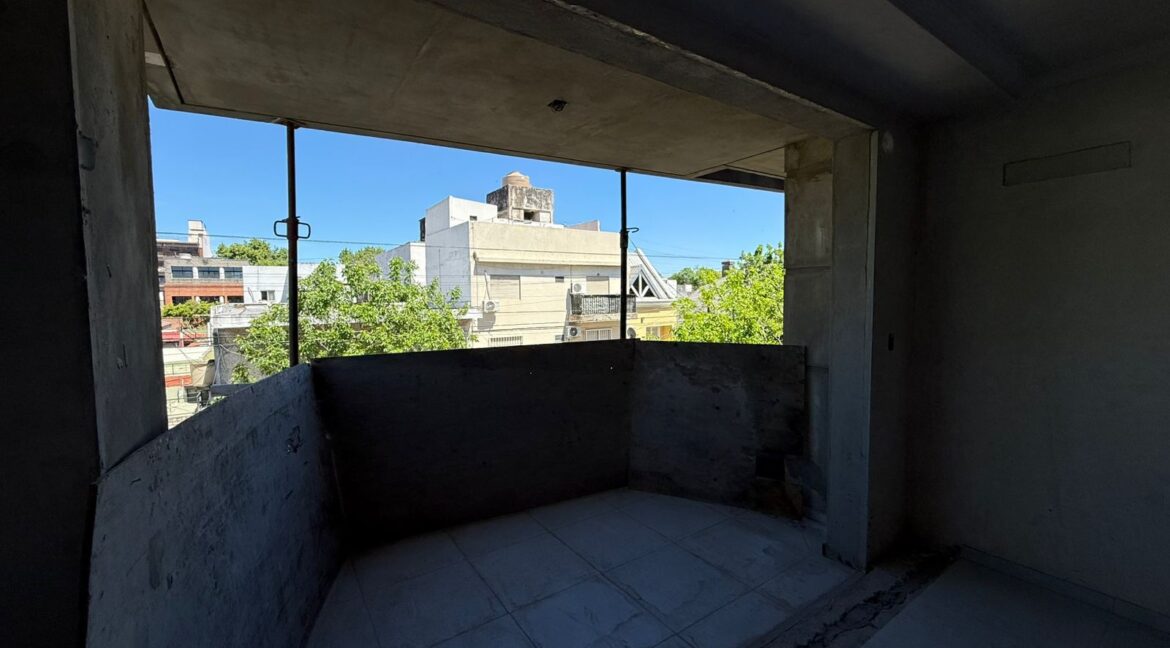 WhatsApp Image 2025-10-27 at 15.37.13 (1)