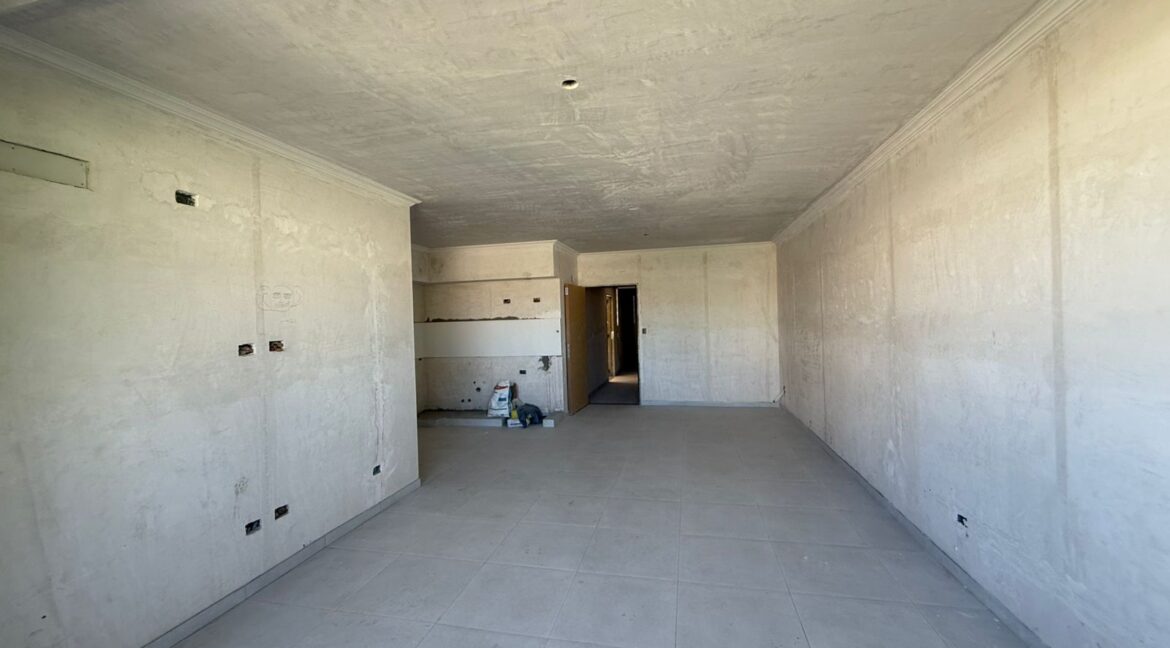 WhatsApp Image 2025-10-27 at 15.37.13 (2)