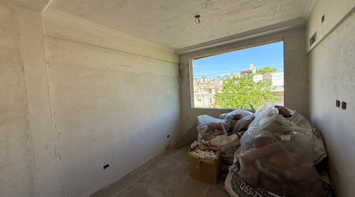 WhatsApp Image 2025-10-27 at 15.37.14